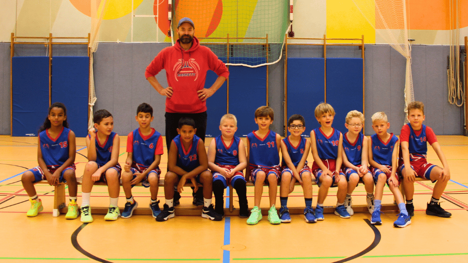 Mannschaftsfoto der U10-1 Basketballmannschaft der Regensburg Baskets in der Saison 25/26